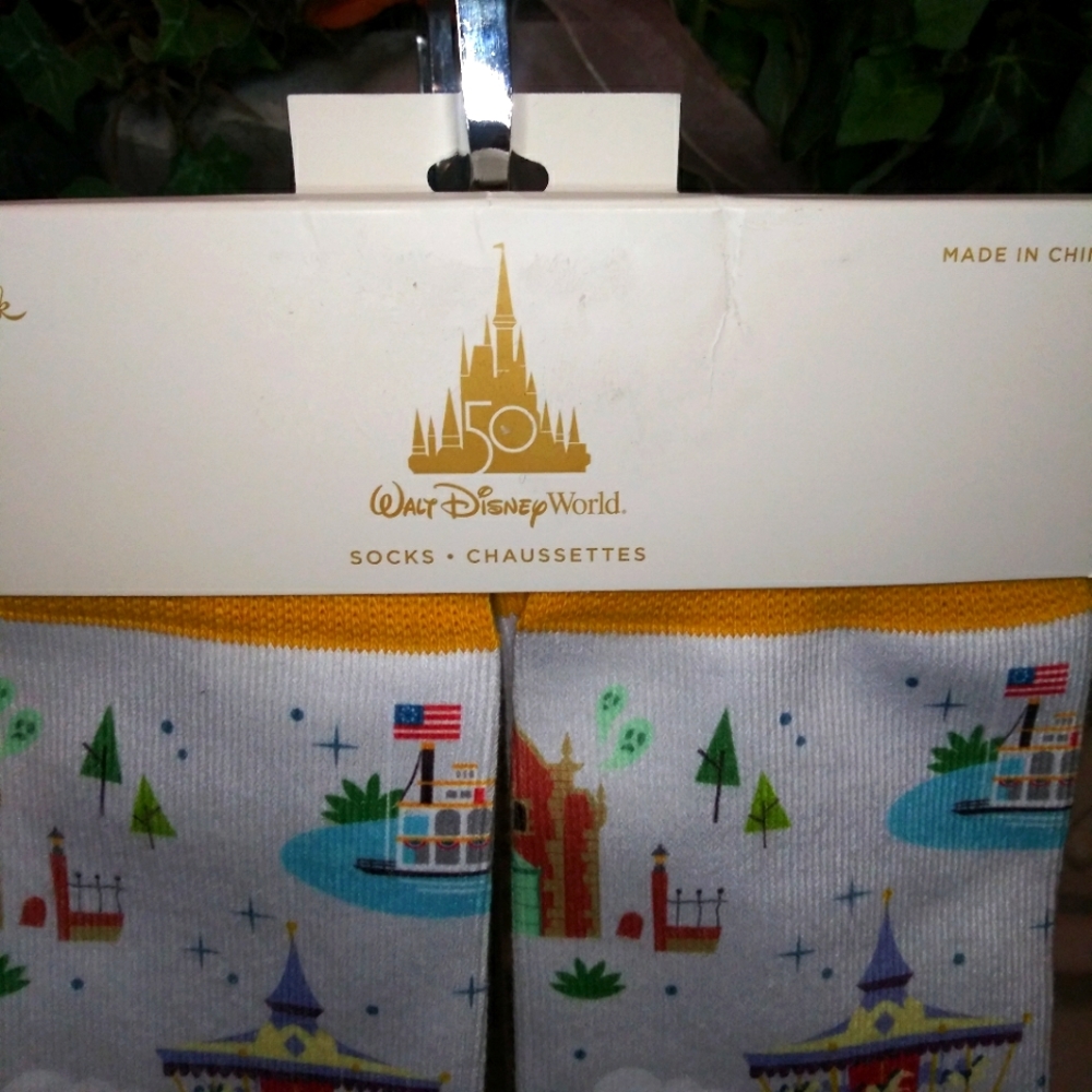 Disney's 50th Anniversary Unisex Park Themed Socks - Picture 2 of 8